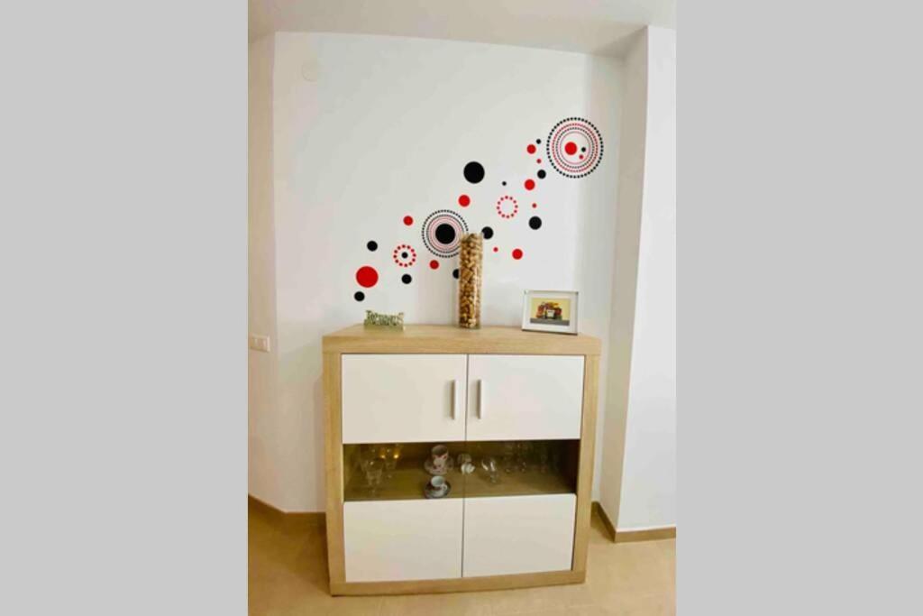 “Smile Nerja” Chic Apartment With Wifi, 4 Guests Luaran gambar
