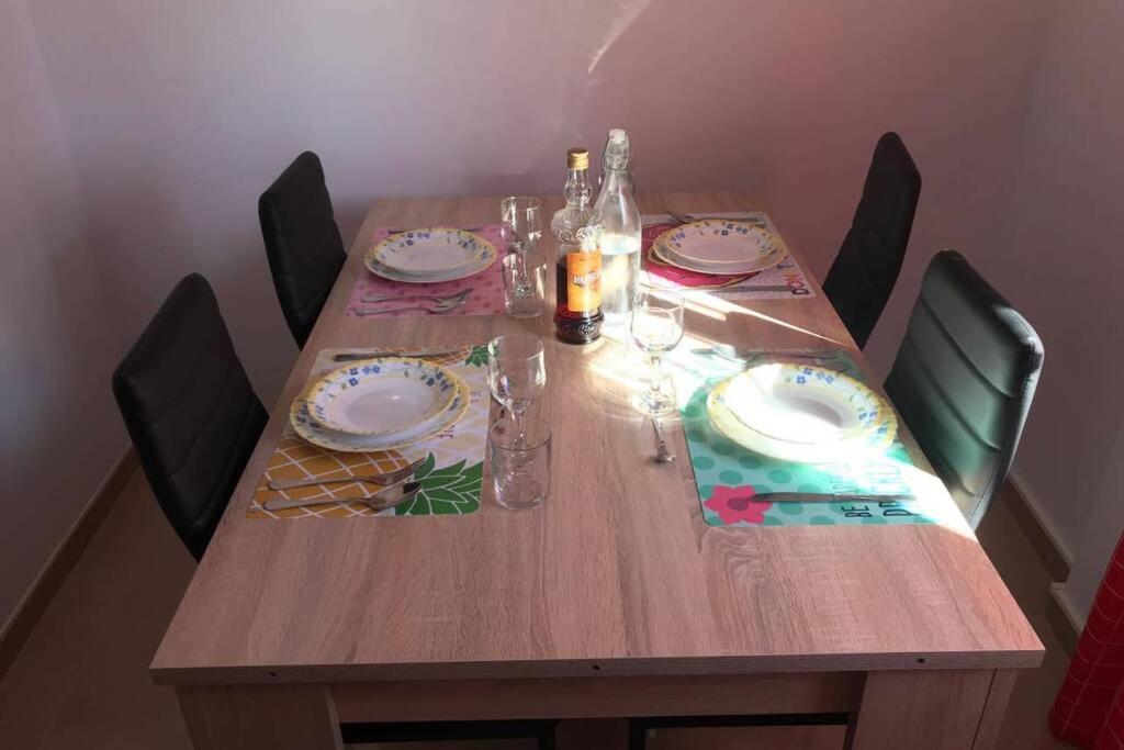 “Smile Nerja” Chic Apartment With Wifi, 4 Guests Luaran gambar