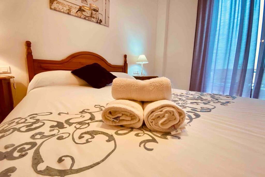 “Smile Nerja” Chic Apartment With Wifi, 4 Guests Luaran gambar