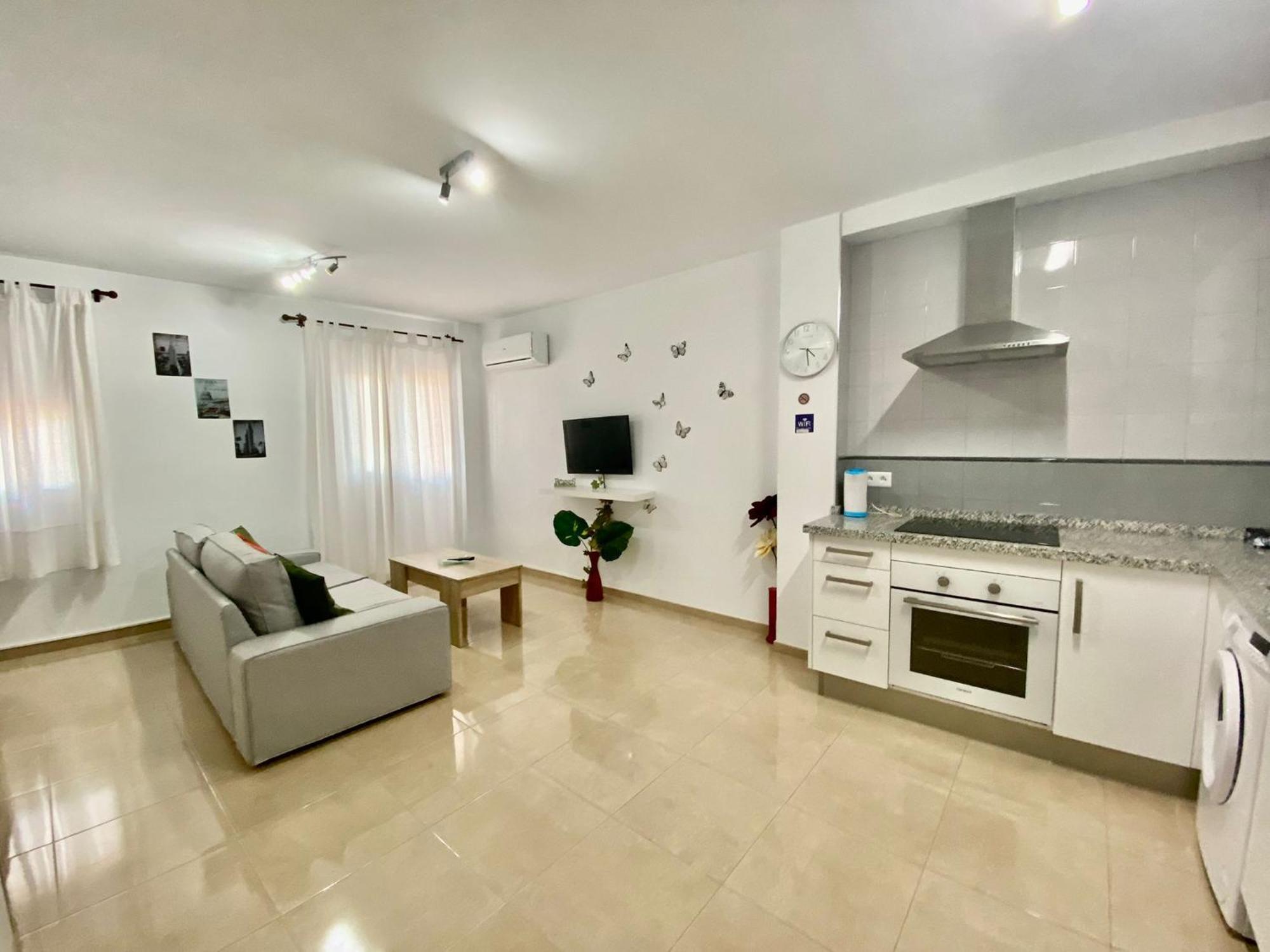 “Smile Nerja” Chic Apartment With Wifi, 4 Guests Luaran gambar